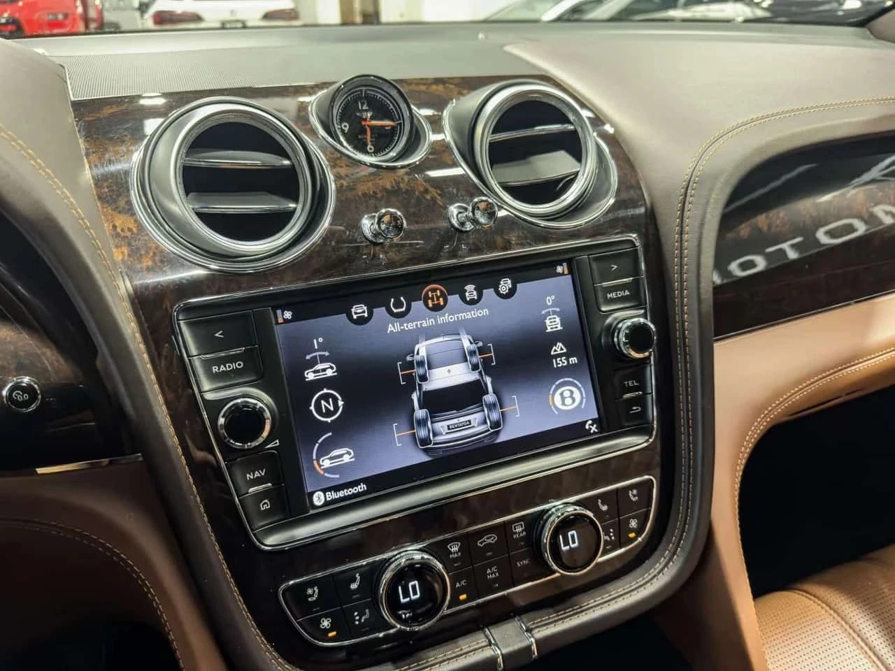 Bentley Bentayga, снимка 11 - Автомобили и джипове - 56740451