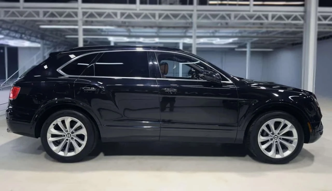 Bentley Bentayga, снимка 4 - Автомобили и джипове - 56740451