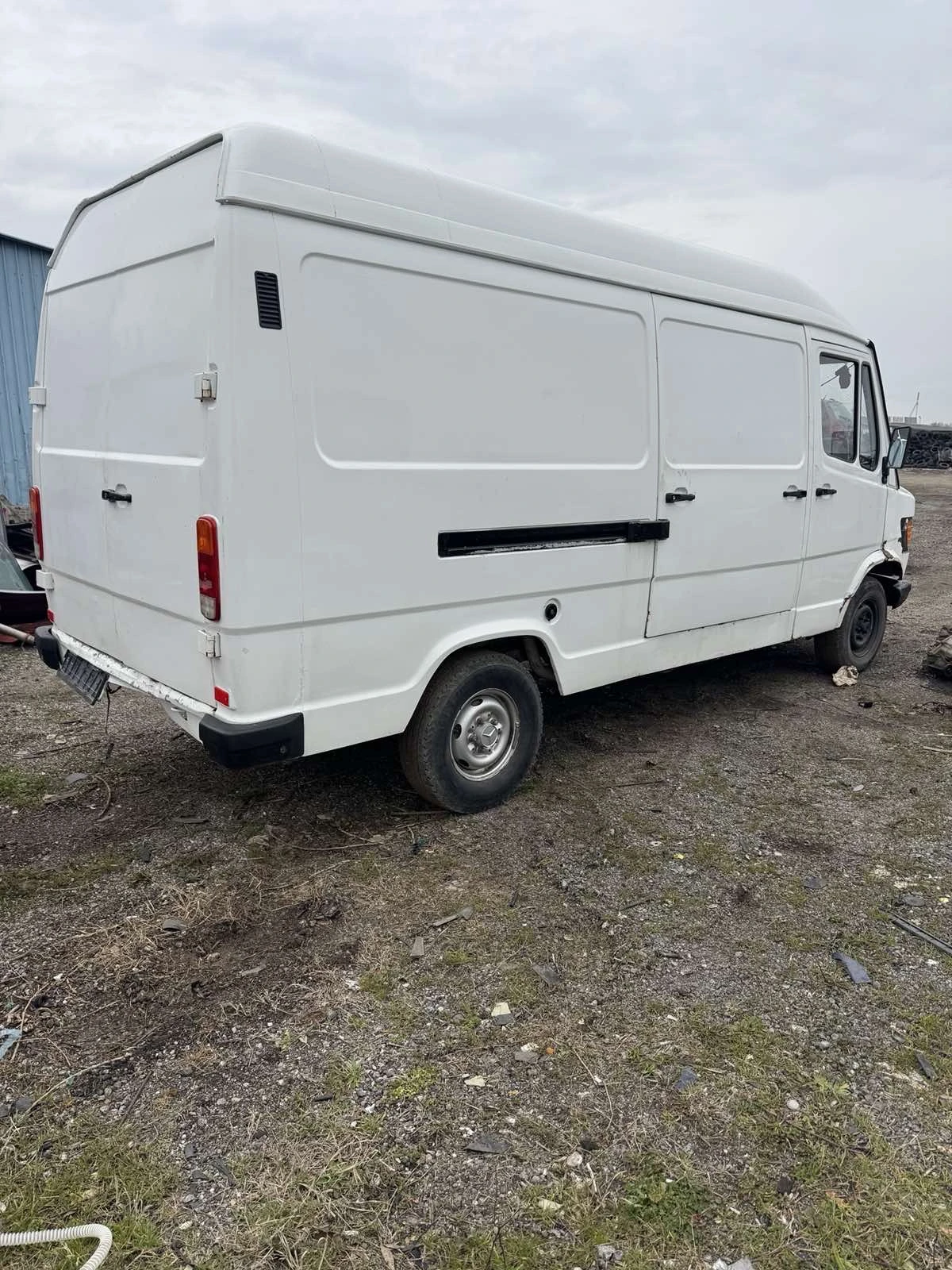 Mercedes-Benz 310, снимка 2 - Бусове и автобуси - 53721410