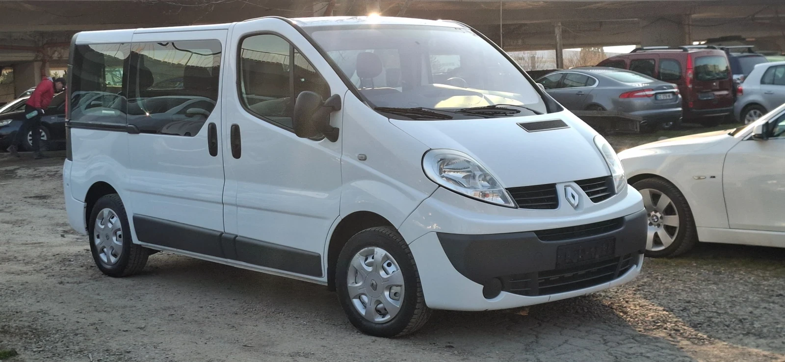 Renault Trafic 2.0 115kc 9 Местен климатроник