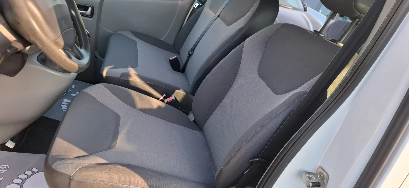 Renault Trafic 2.0 115kc 9 Местен климатроник, снимка 12 - Бусове и автобуси - 53864344