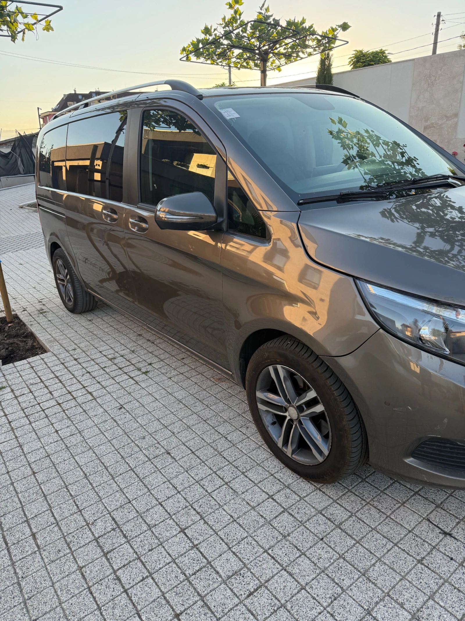 Mercedes-Benz V 220, снимка 2 - Бусове и автобуси - 55166274