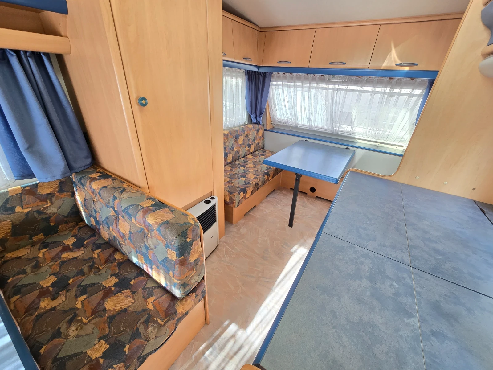 �������� Hobby | Mobile.bg � ����������� 12