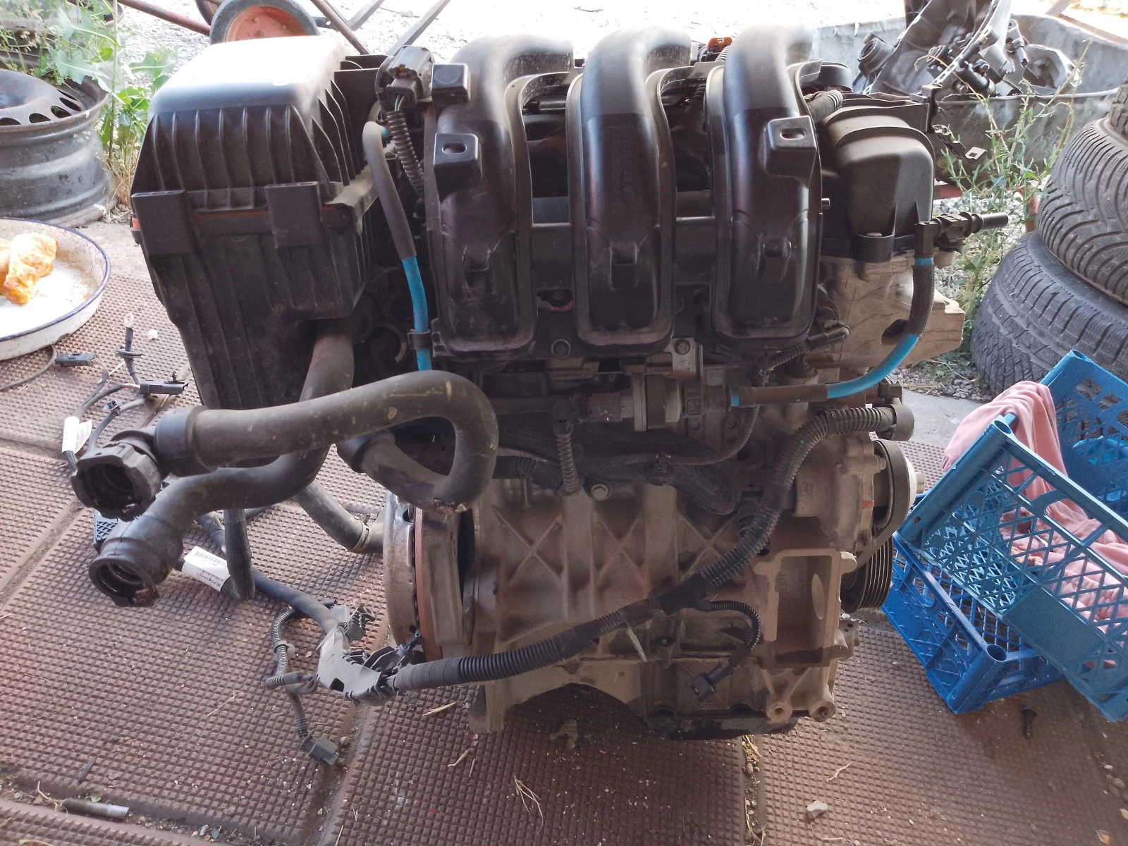 HM05    3, 37000 | Mobile.bg   4