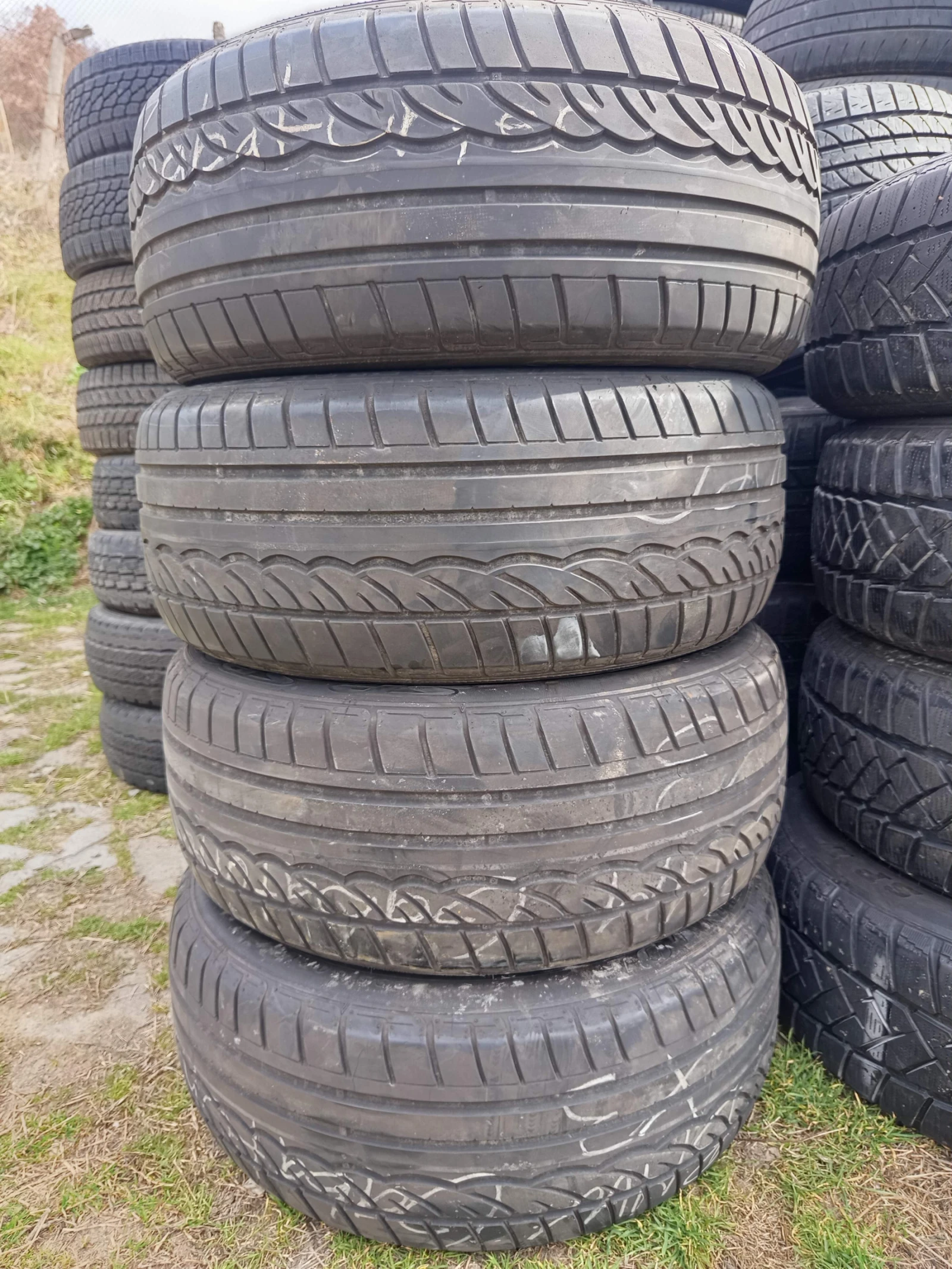 Гуми Летни 235/50R18