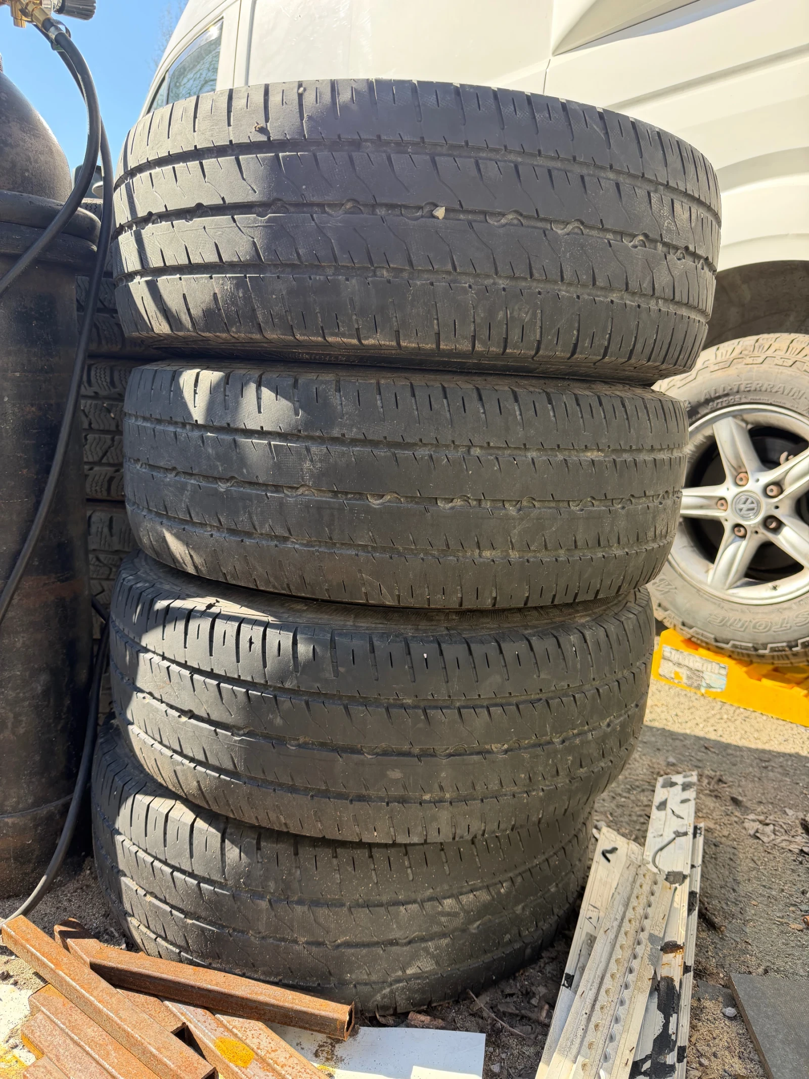 ���� � ������ 235/65R16 �� VW Crafter | Mobile.bg � ����������� 1