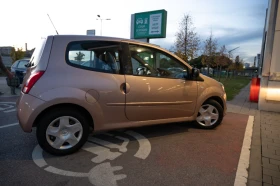Обява за продажба на Renault Twingo Miss Sixty ~7 000 лв. - изображение 1 | Auto.bg Обява за продажба на Renault Twingo Miss Sixty ~7 000 лв. - изображение 1