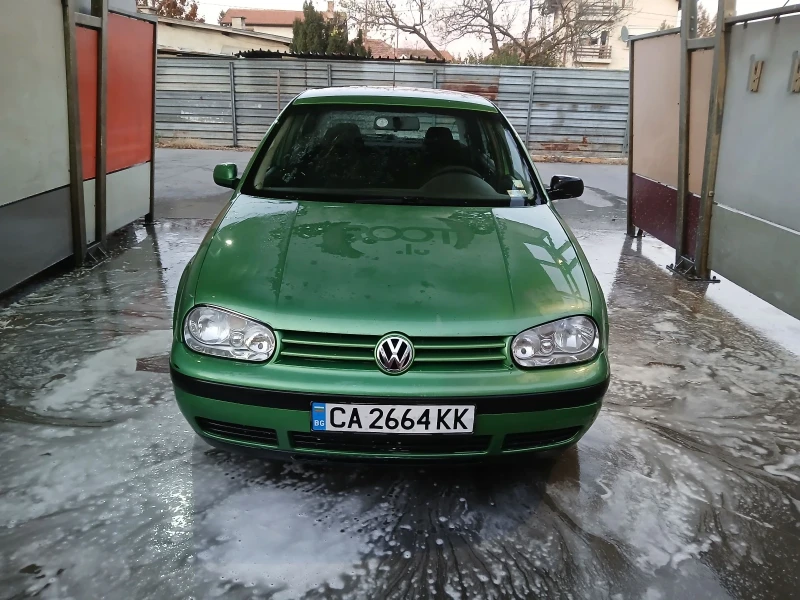 VW Golf 1.6 SR, снимка 2 - Автомобили и джипове - 47866247