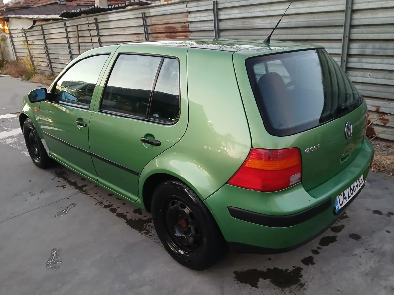 VW Golf 1.6 SR, снимка 5 - Автомобили и джипове - 47866247