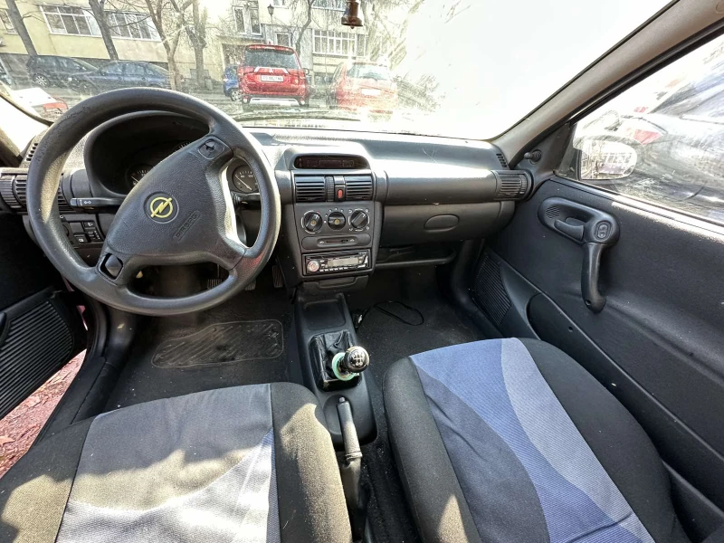 Opel Corsa, снимка 10 - Автомобили и джипове - 49172046