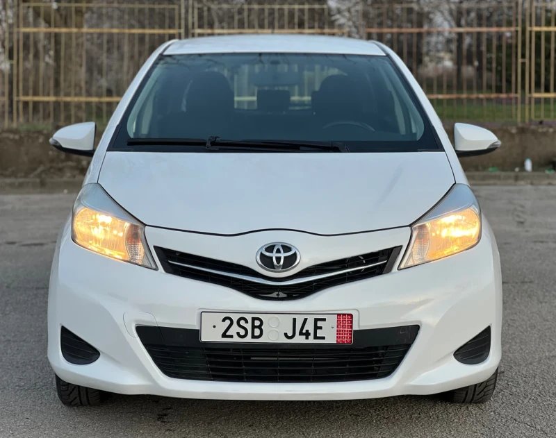 Toyota Yaris БЕНЗИН-ВЕРИГА , снимка 1 - Автомобили и джипове - 49590955