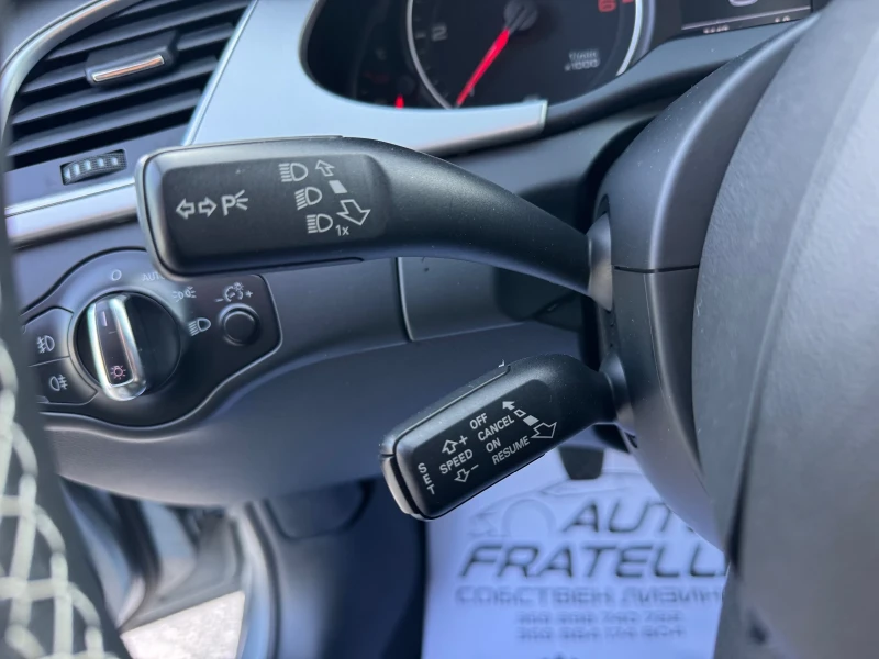 Audi A4 2.0TDI XENON* LED* ЛИЗИНГ 100% ОДОБРЕНИЕ* БАРТЕР, снимка 14 - Автомобили и джипове - 52077158