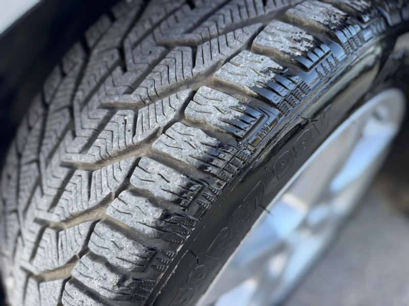 Audi A4 2.0TDI XENON* LED* ЛИЗИНГ 100% ОДОБРЕНИЕ* БАРТЕР, снимка 9 - Автомобили и джипове - 52077158