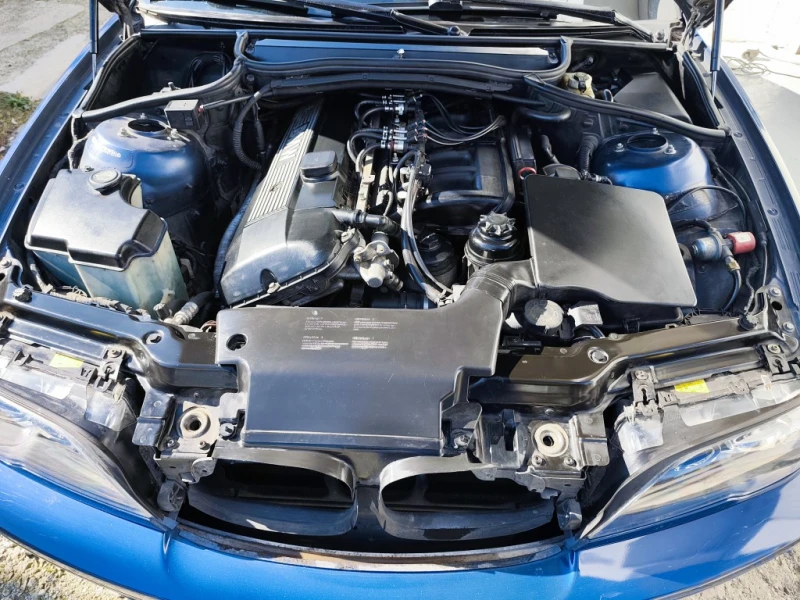 BMW 330 Ci, снимка 8 - Автомобили и джипове - 52148955