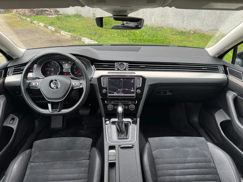VW Passat 2.0TDI HIGHLINE DISTRONIC FULL ASSIST, снимка 12 - Автомобили и джипове - 52887715