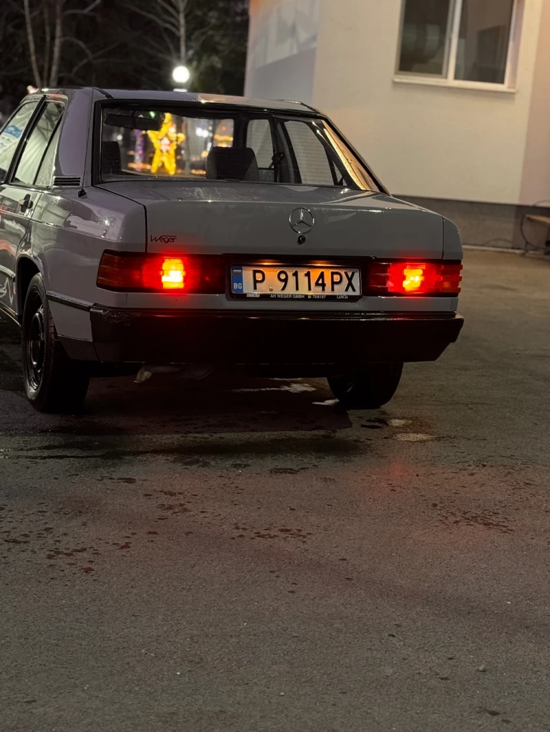 Mercedes-Benz 190 E, снимка 7 - Автомобили и джипове - 53057205