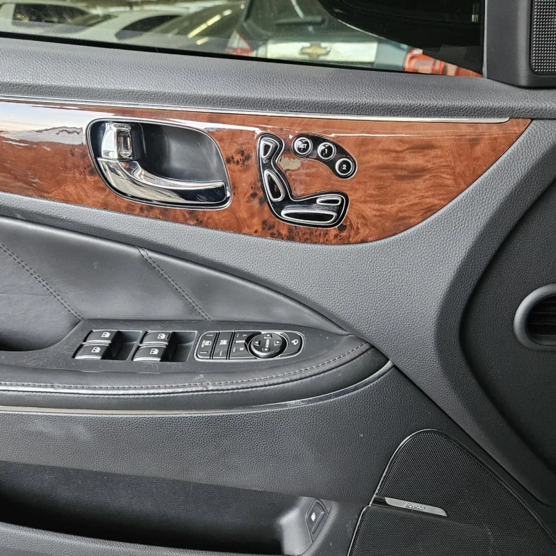 Hyundai Grandeur Equus vs380 / G 90 / 334 hp. 2012 , снимка 10 - Автомобили и джипове - 53180136