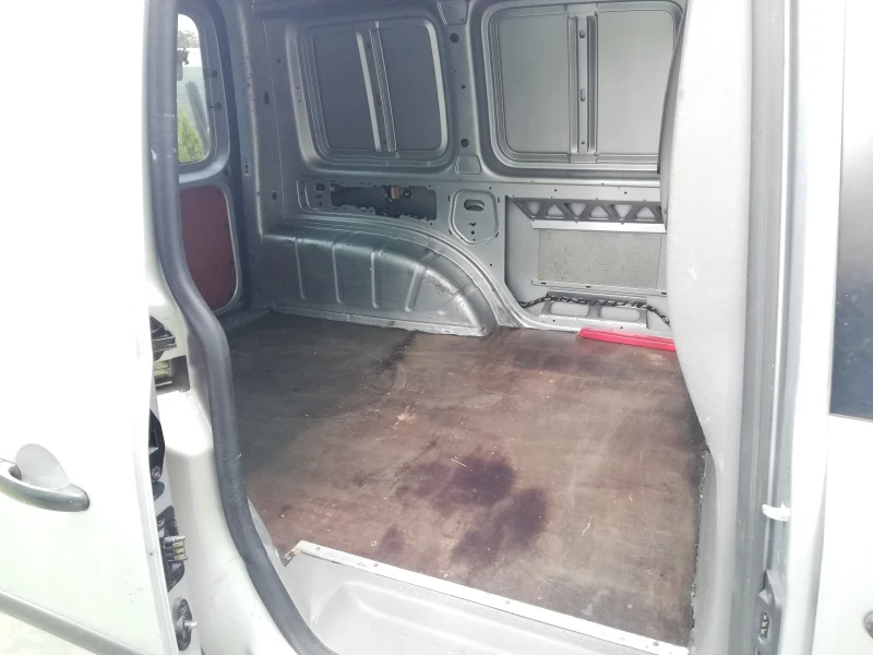 VW Caddy DSG Автомат 6 скорости , снимка 11 - Автомобили и джипове - 53209762