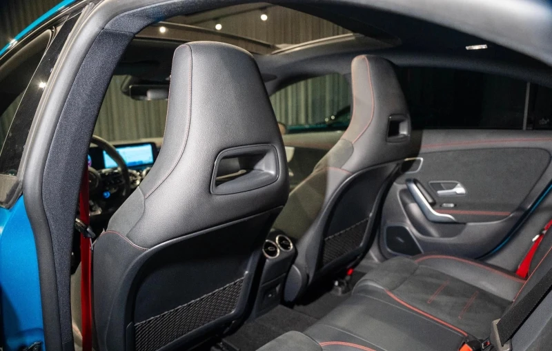Mercedes-Benz CLA 35 AMG Coupe Mild Hybrid 4MATIC, снимка 15 - Автомобили и джипове - 53316747