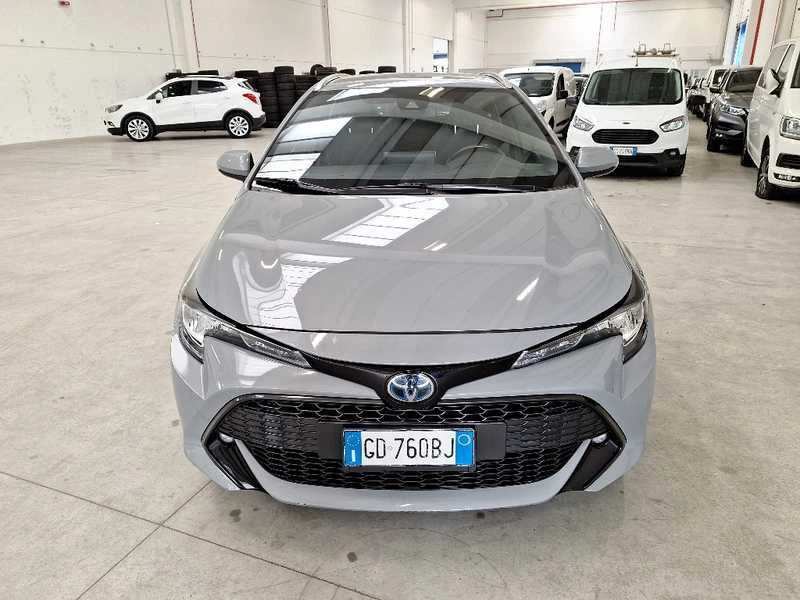 Toyota Corolla 48 000км 1.8 Хибрид във Гаранция 12.2020г, снимка 6 - Автомобили и джипове - 48168931