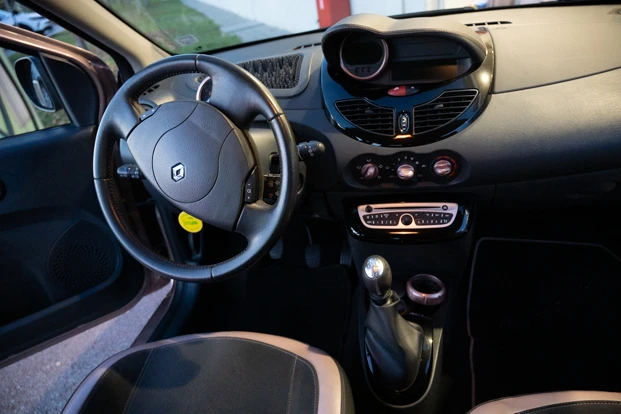 Renault Twingo Miss Sixty | Mobile.bg   13