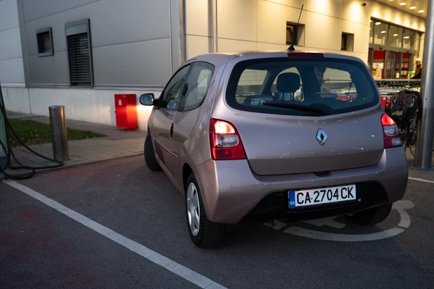 Renault Twingo Miss Sixty - изображение 4