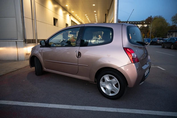 Renault Twingo Miss Sixty - изображение 5