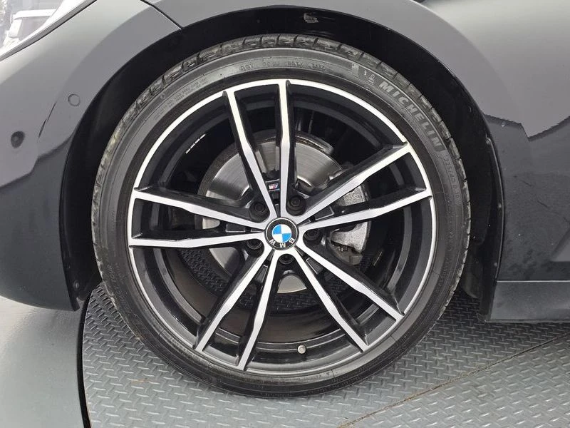 BMW 320 320d Touring M Sport| 190к.с.| ВКЛ.ТЕХНОТЕСТ, снимка 4 - Автомобили и джипове - 55642608