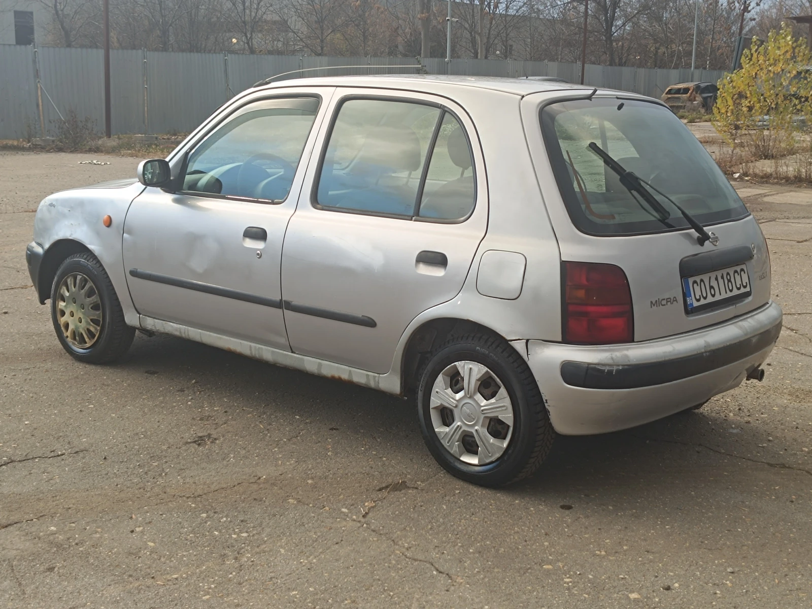 Nissan Micra 16V - изображение 4