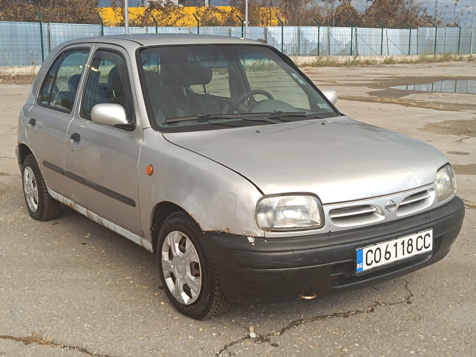 Nissan Micra 16V - изображение 3