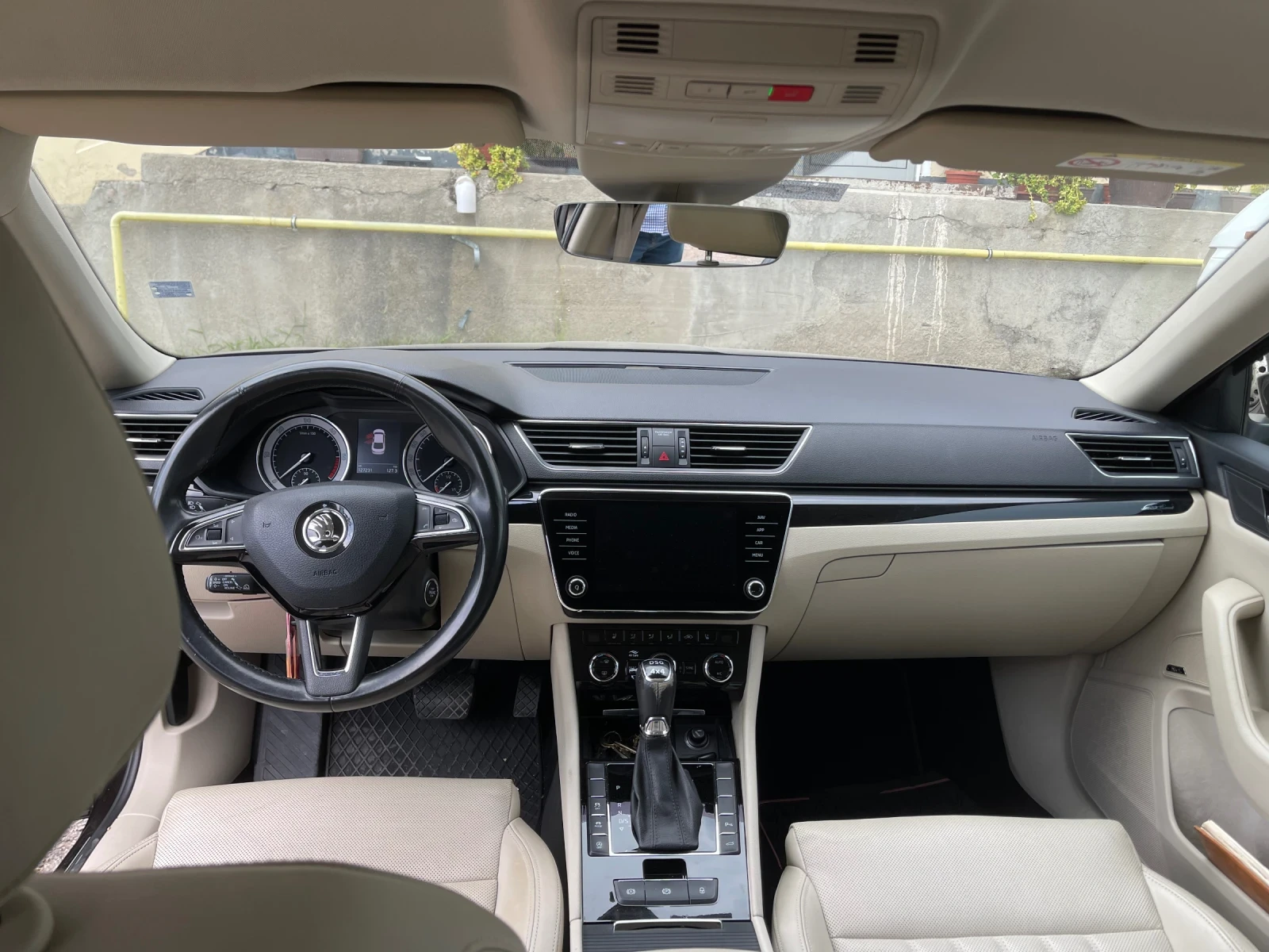 Skoda Superb Laurin & Klement 2.0 193k.c - изображение 9