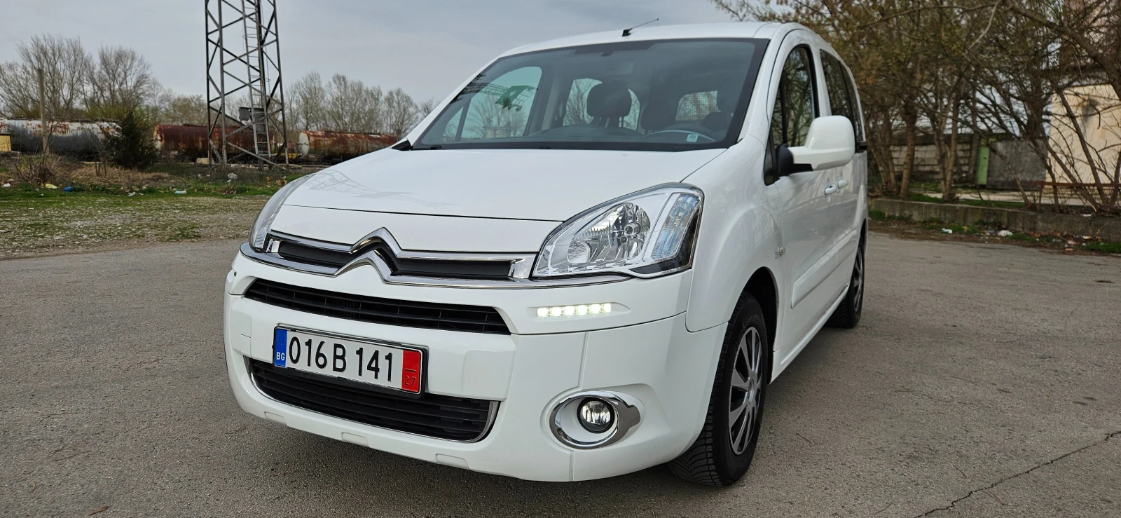 Peugeot Partner 1, 6HDi-100кс* 2012г* LED* ЕВРО5Б* ПЕРФЕКТНА* КАТО - изображение 3