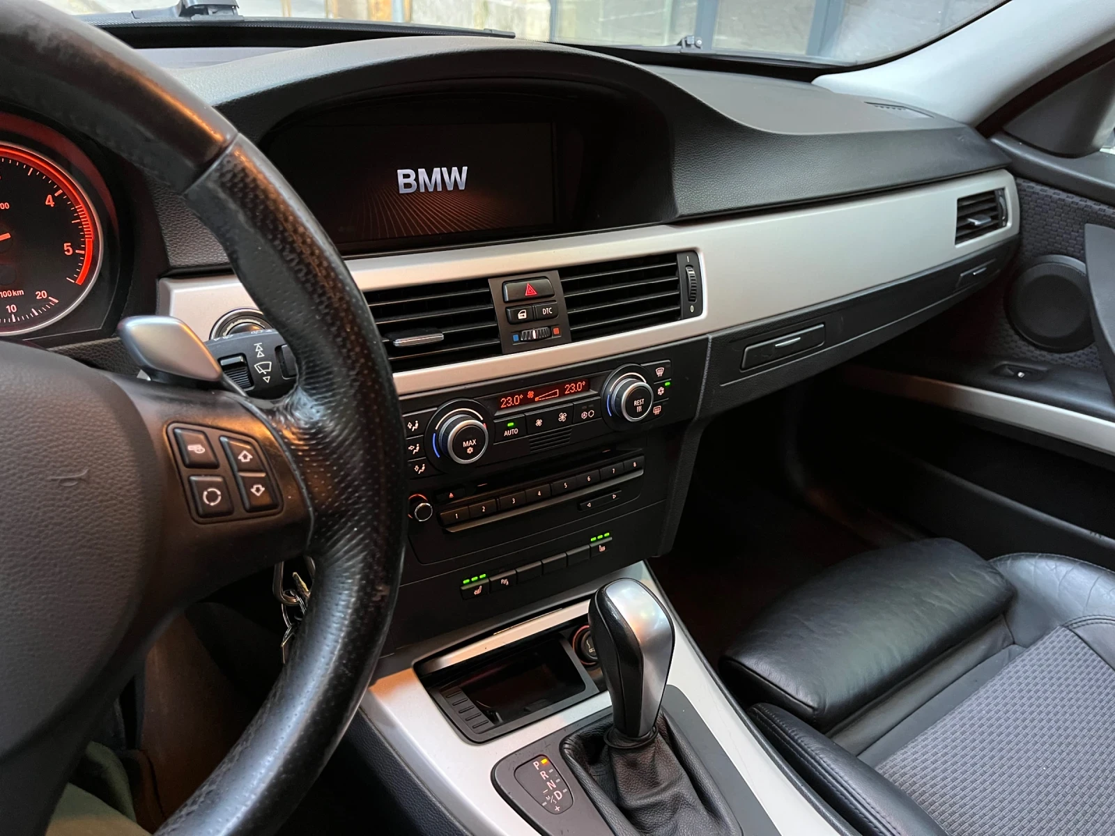 BMW 325  - изображение 7