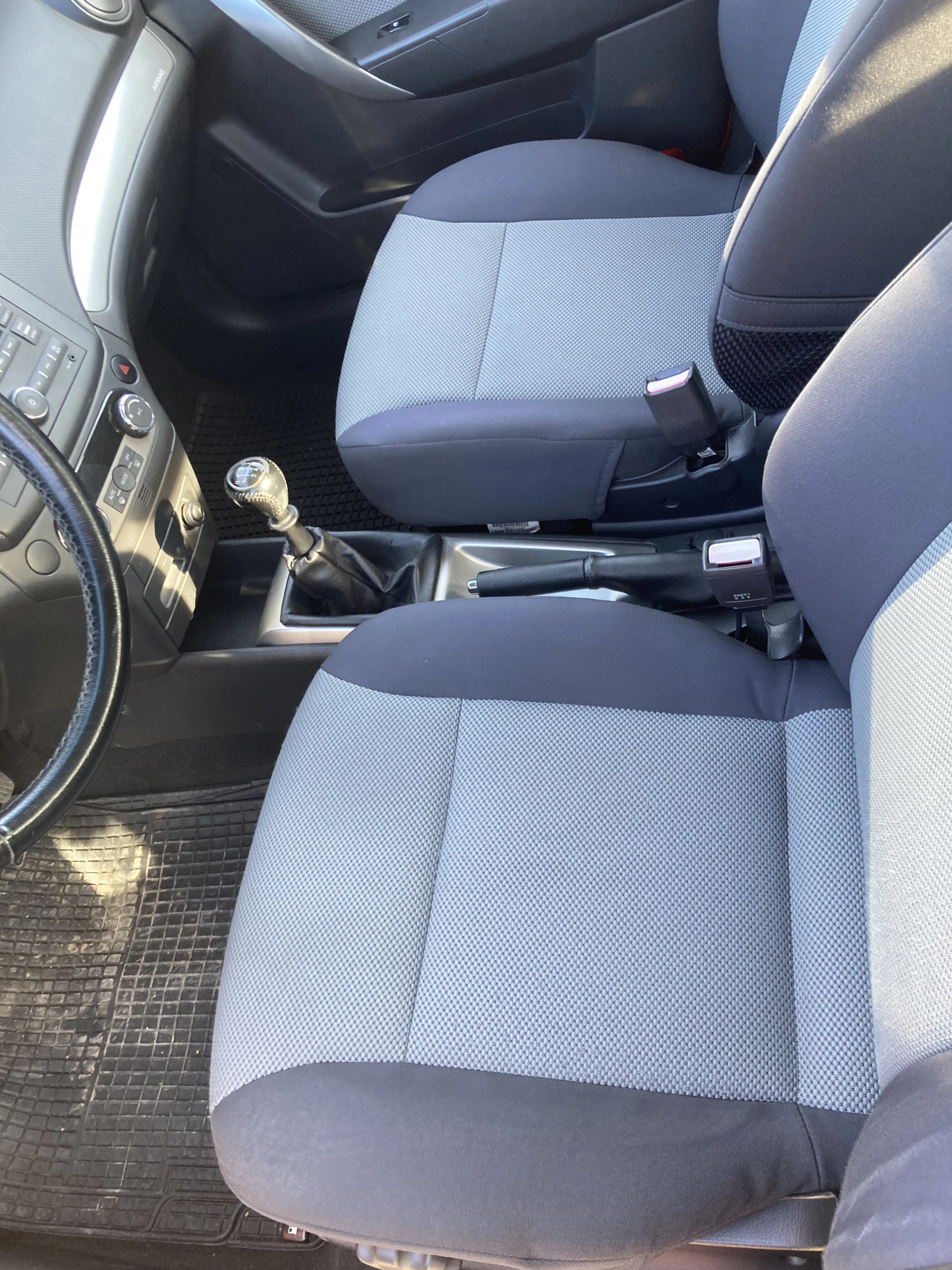 Chevrolet Aveo 1, 4 - изображение 5