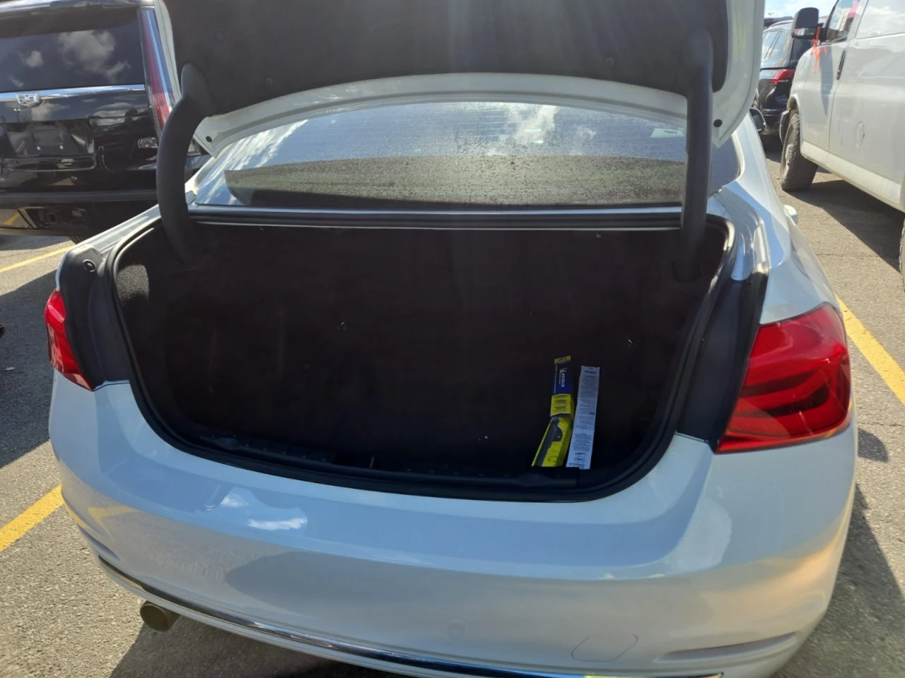 BMW 320 *  *    *   *  | Mobile.bg   13