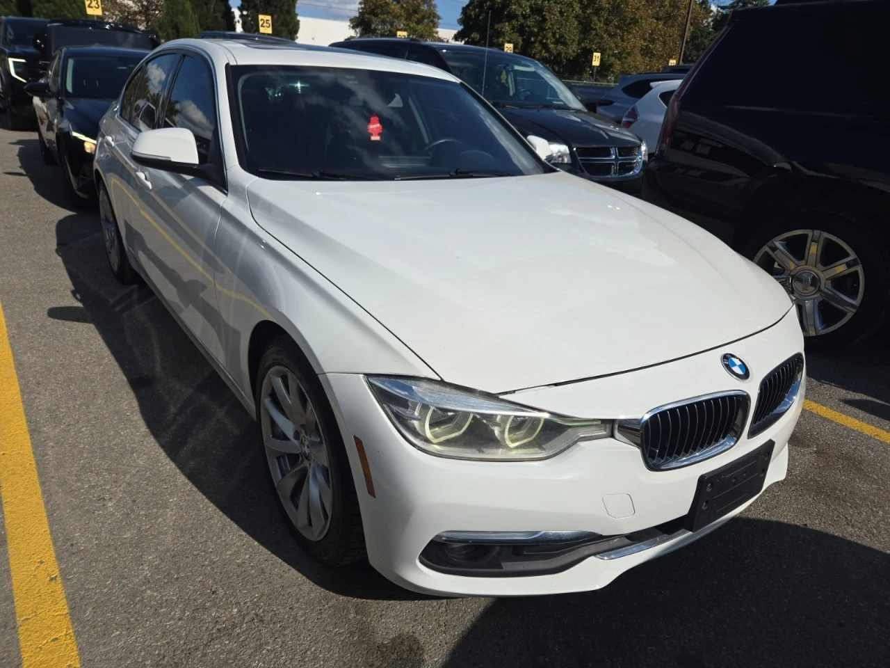 BMW 320 * АВТО КРЕДИТ* ЦЕНА ДО БГ * Сервизна история *  - изображение 2