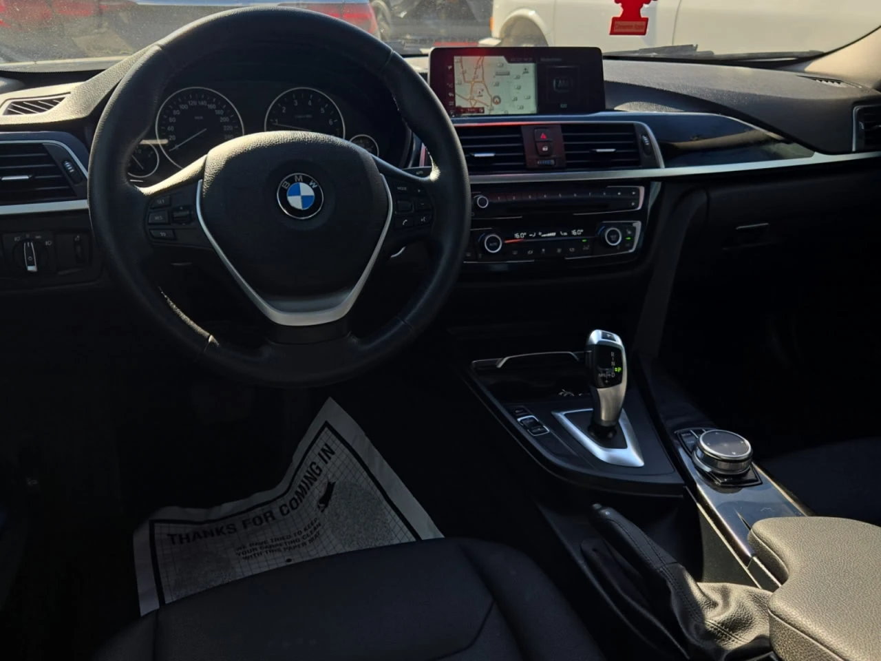 BMW 320 * АВТО КРЕДИТ* ЦЕНА ДО БГ * Сервизна история *  - изображение 6