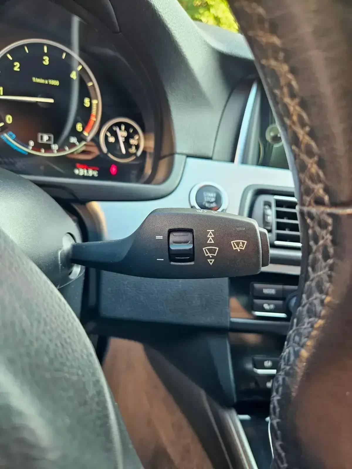 BMW 520 Adaptive LED - изображение 10