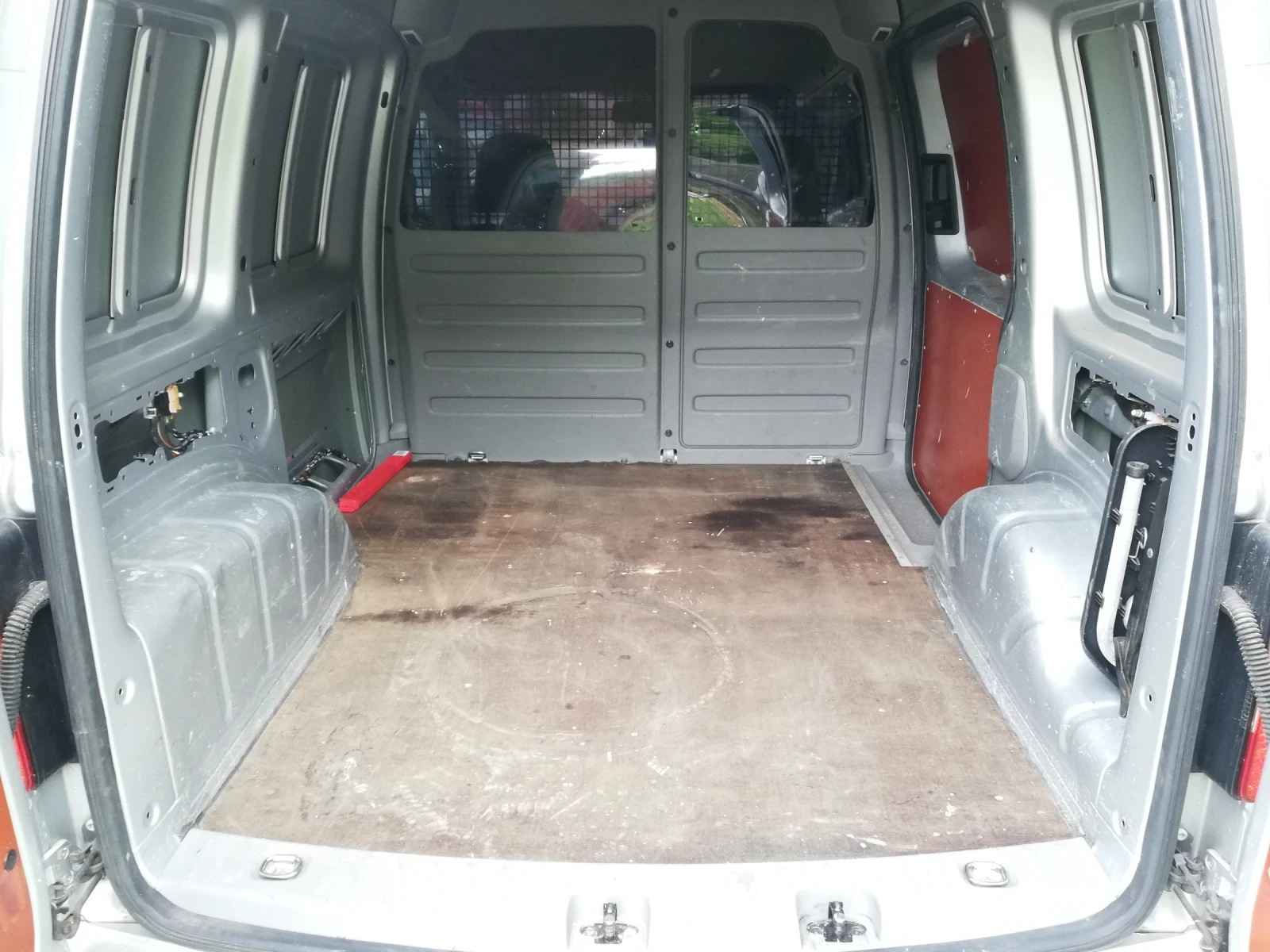 VW Caddy DSG ������� 6 ��������  | Mobile.bg � ����������� 12