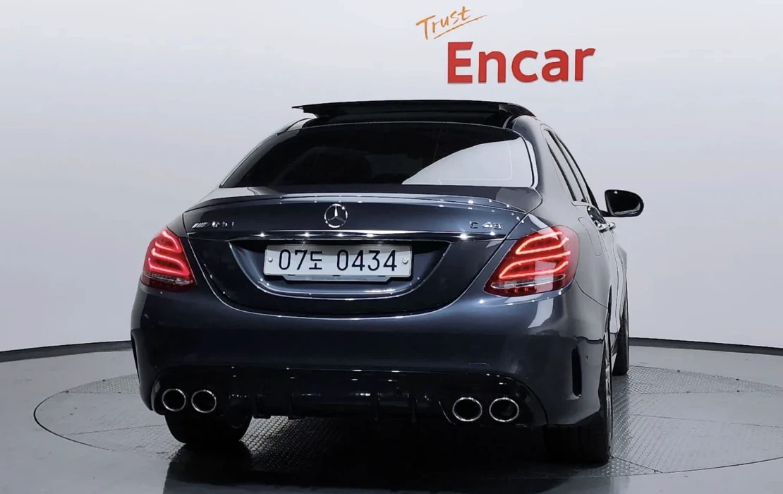 Mercedes-Benz C 450 AMG 4MATIC* BURMESTER* ХЕДЪП* ПОДГРЕВ* ОБДУХВАНЕ* 360К - изображение 4