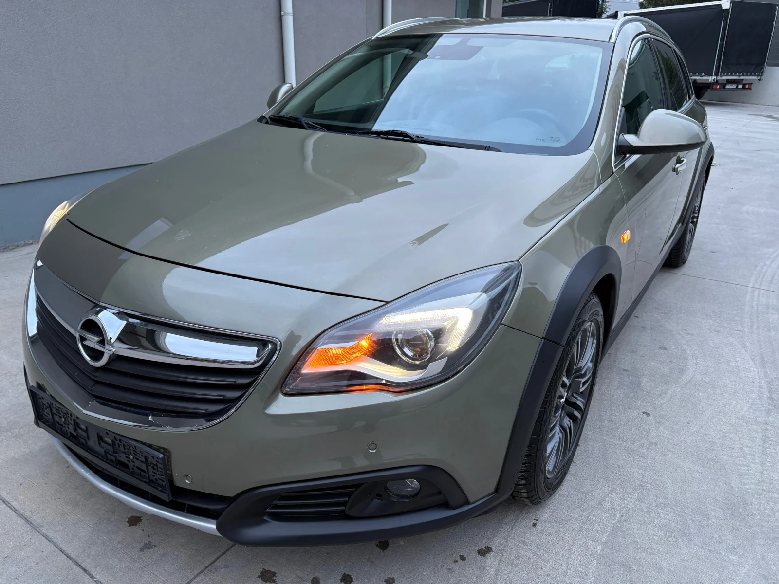 Opel Insignia Country Tourer 4x4 2.0 diesel 170kc Euro 6 Automat | Mobile.bg � ����������� 1