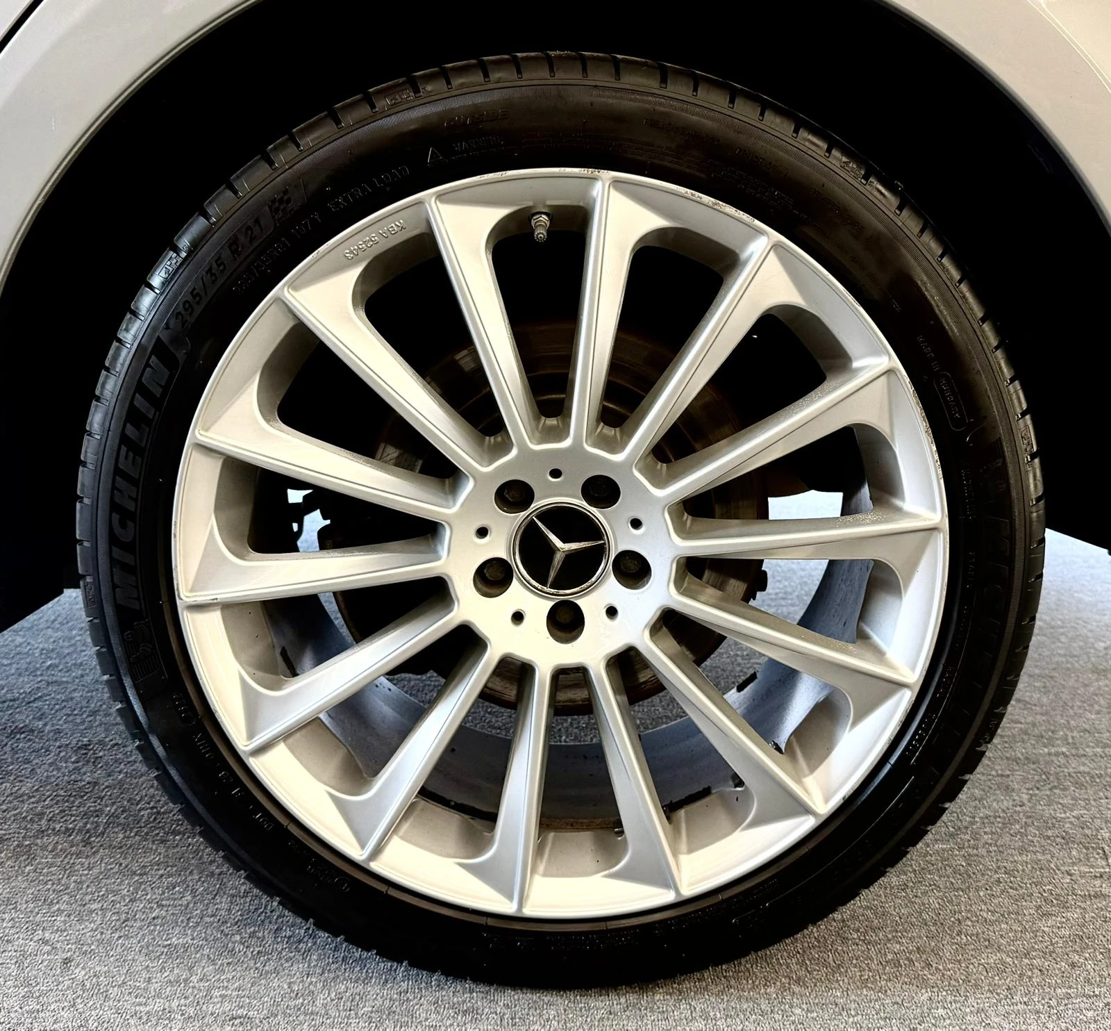 Mercedes-Benz GLE 450 AMG* 4Matic * Панорама * Лизинг, снимка 15 - Автомобили и джипове - 53878721