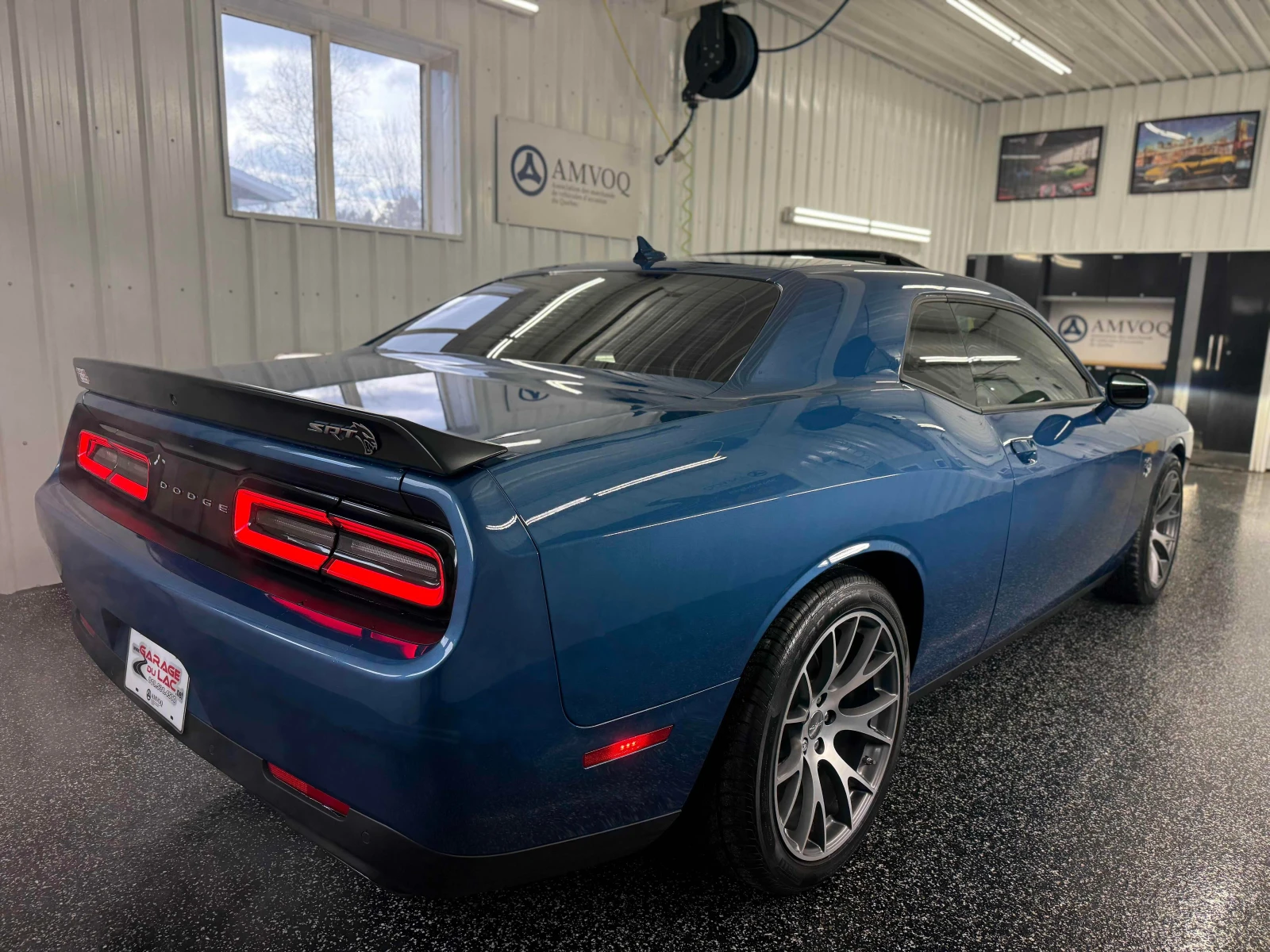 Dodge Challenger 6.2L 8cyl Rear Wheel Drive, снимка 4 - Автомобили и джипове - 53891933