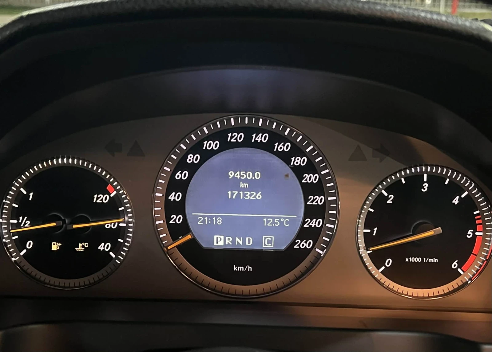 Mercedes-Benz C 320 Carlsson C63, снимка 11 - Автомобили и джипове - 54157408