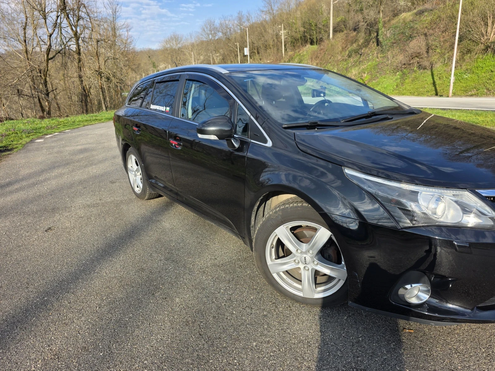 Toyota Avensis 2.0, снимка 6 - Автомобили и джипове - 54177111