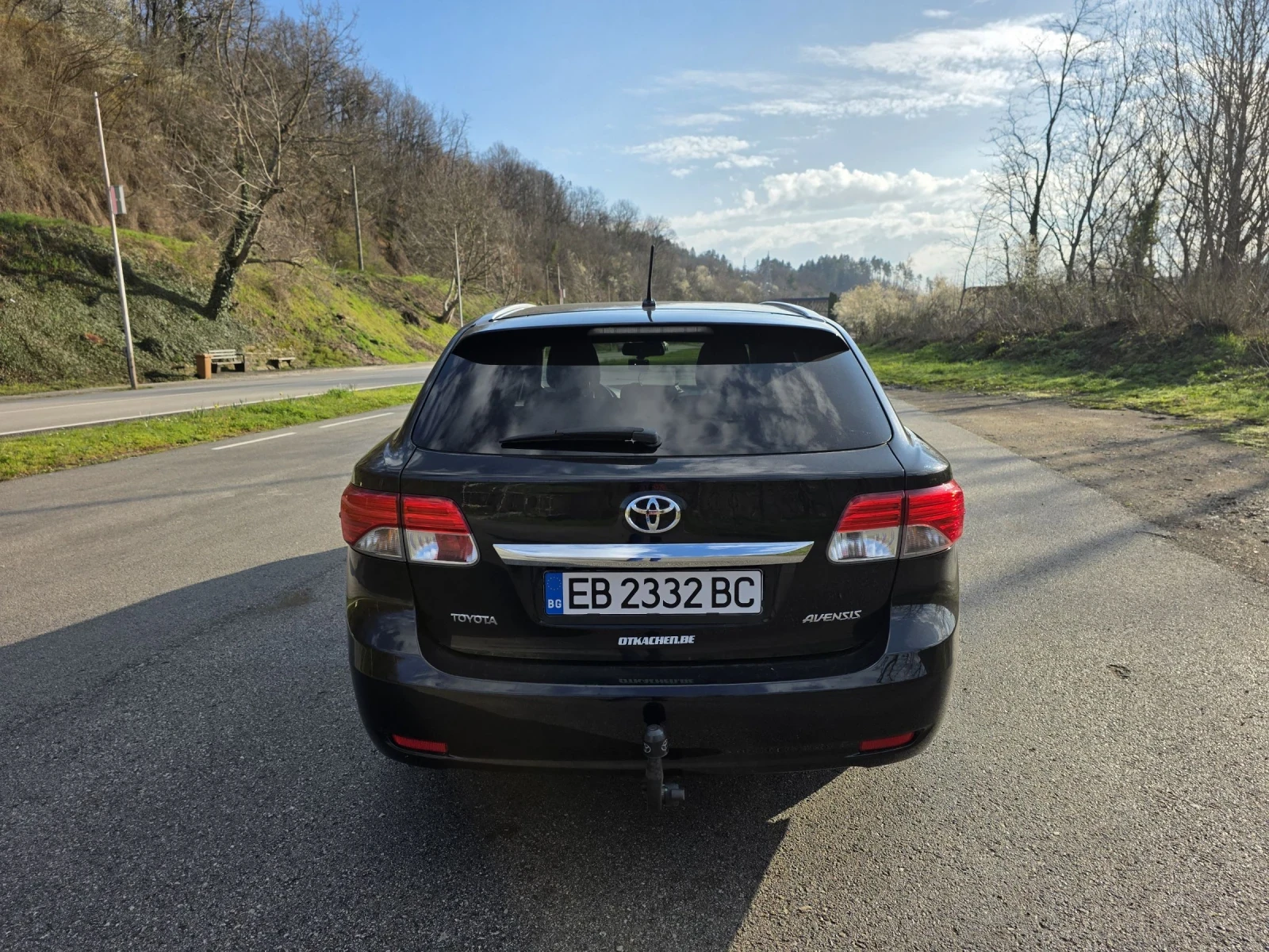 Toyota Avensis 2.0, снимка 4 - Автомобили и джипове - 54177111