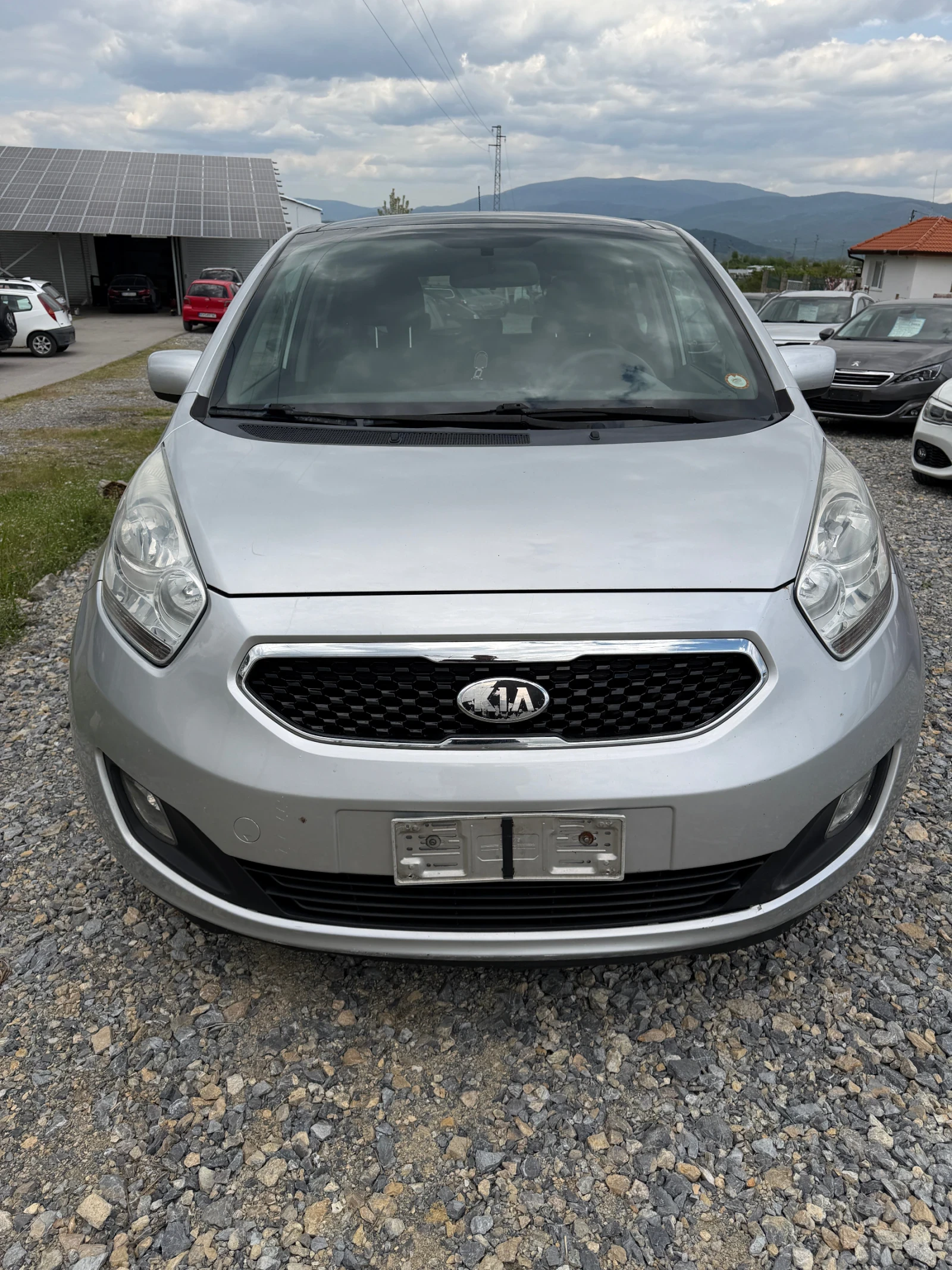 Kia Venga 1.4 crdi панорама* парктроник, снимка 8 - Автомобили и джипове - 54346189