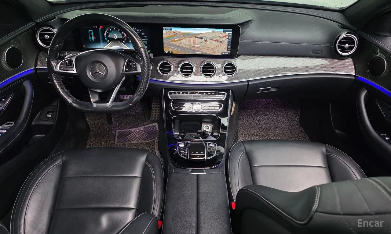 Mercedes-Benz E 300 4MATIC* AMG* HEAD-UP* CARBON* 360 КАМЕРИ* HUD, снимка 10 - Автомобили и джипове - 54598403