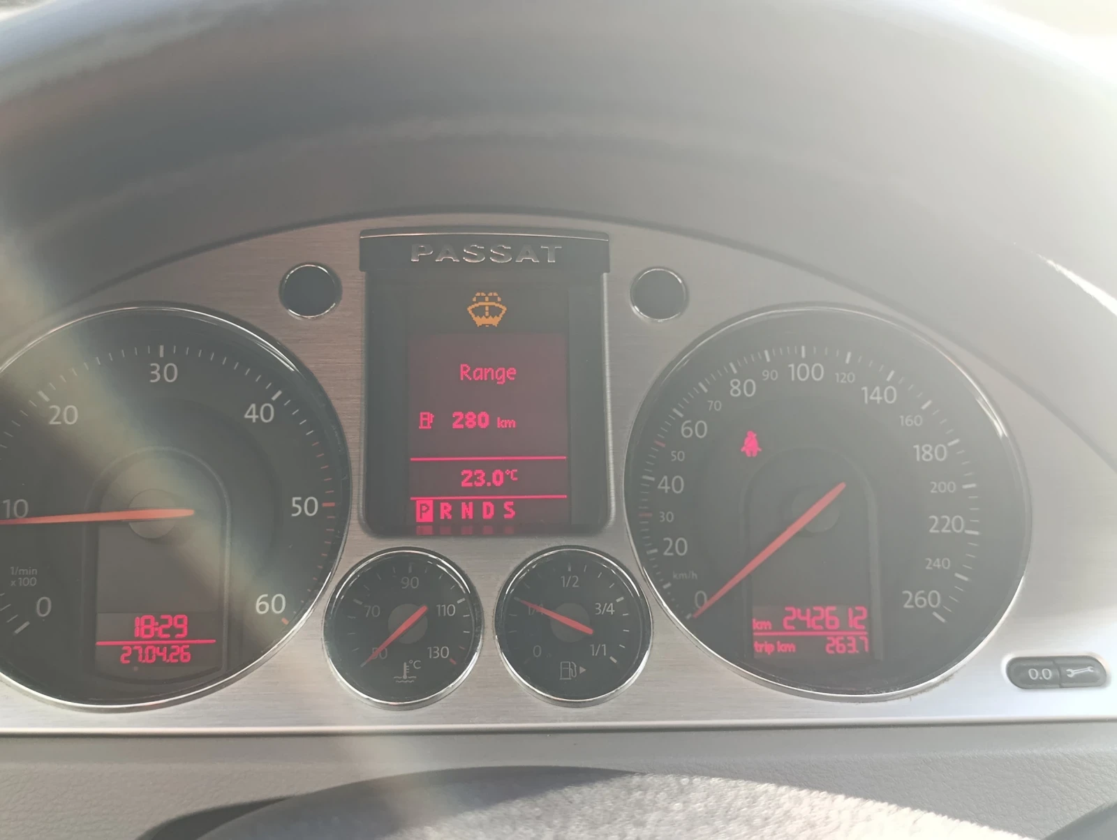 VW Passat, снимка 12 - Автомобили и джипове - 54609234