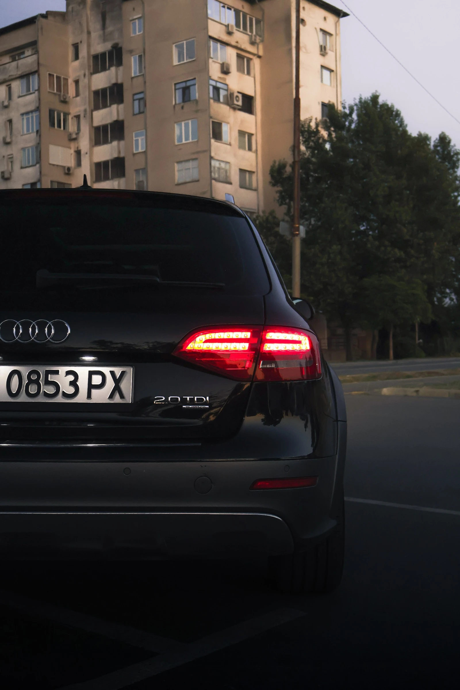 Audi A4 Allroad B8 * B&O* Панорама , снимка 7 - Автомобили и джипове - 54729086
